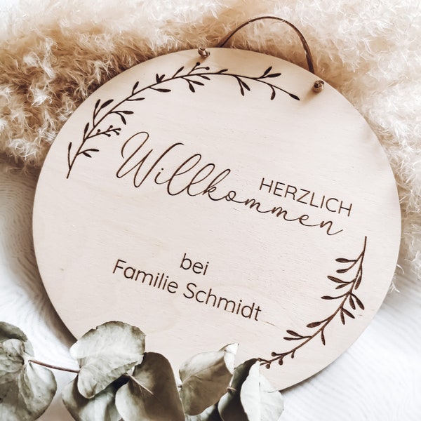 Willkommen Tür Schild personalisiert aus Holz mit Namen oder Familienamen Geschenk zur Hochzeit