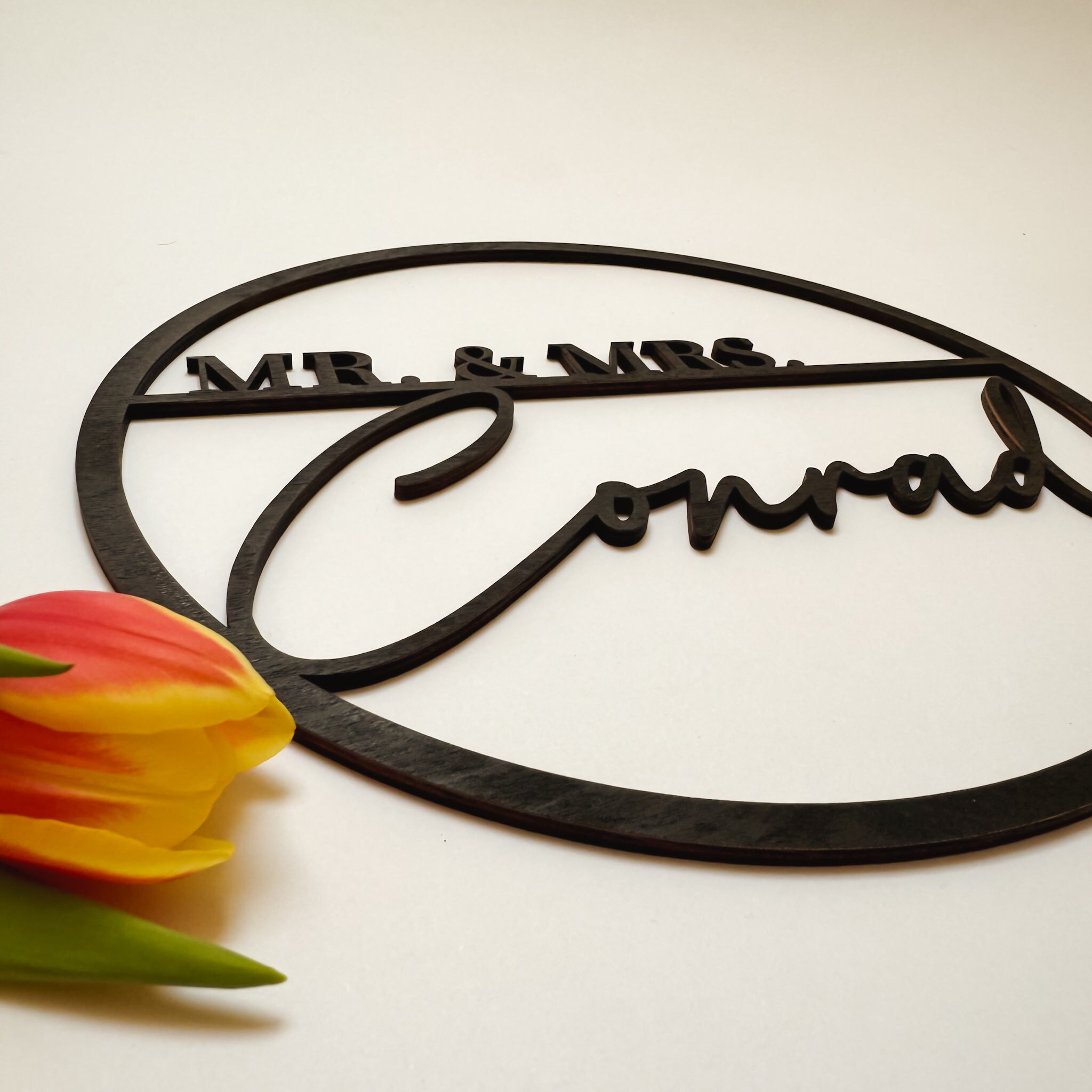 Personalisiertes Türschild Aus Holz Mit Familienname - Geschenk Für Hochzeit & Einzug