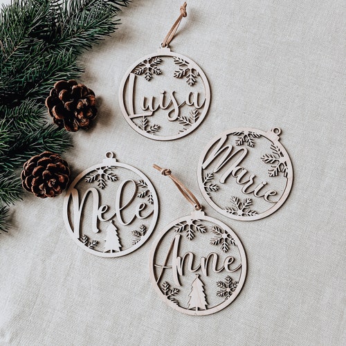 Wooden Christmas balls personalized with names, wooden Christmas tree decorations with snowflakes