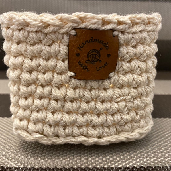 Pretty basket square crochet, natural color from cotton yarn, plastic free to store beautiful things, decorative