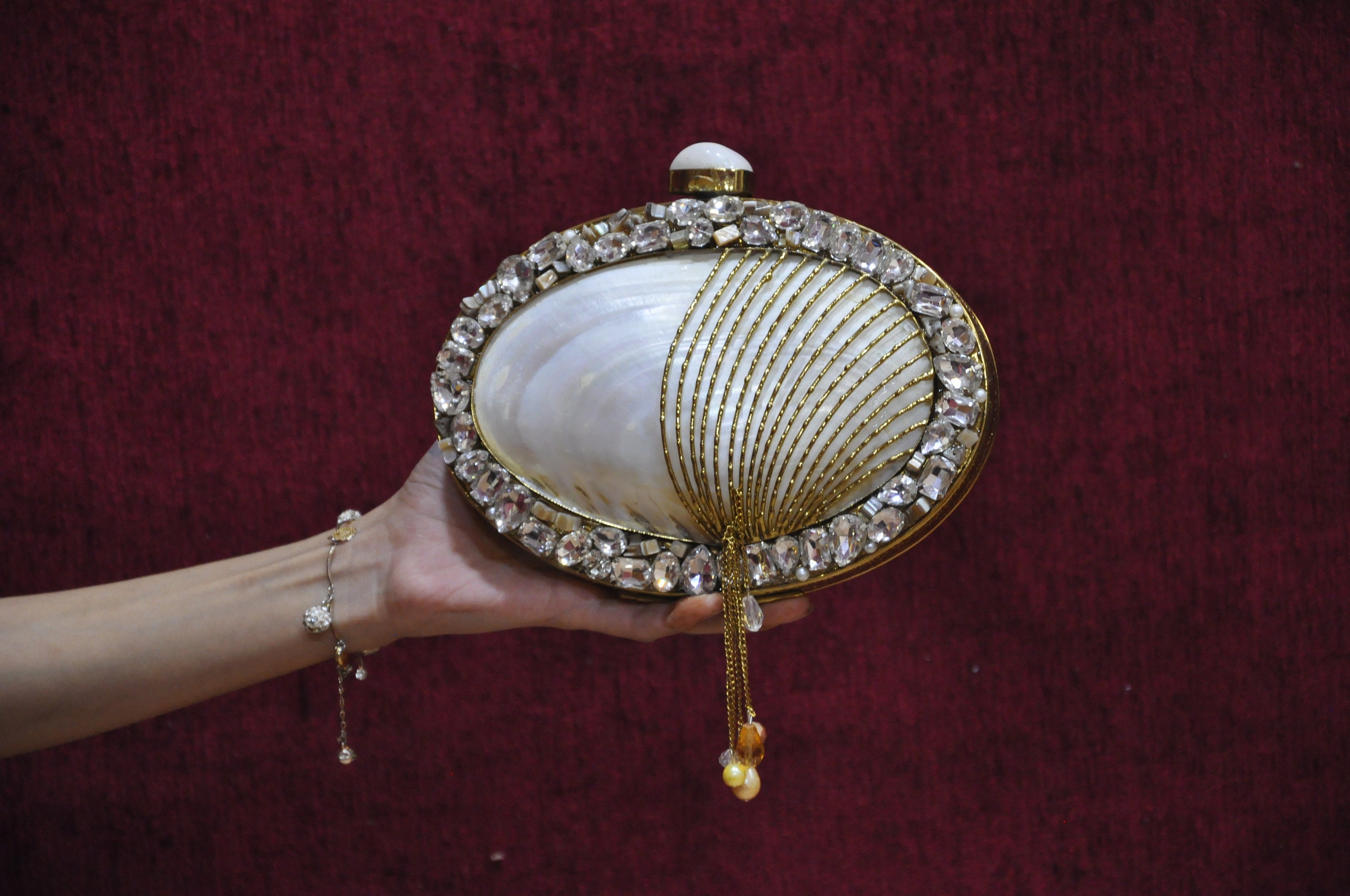 Antique Gold Bead Pearl Clutch — Glimour Jewellery in 2023