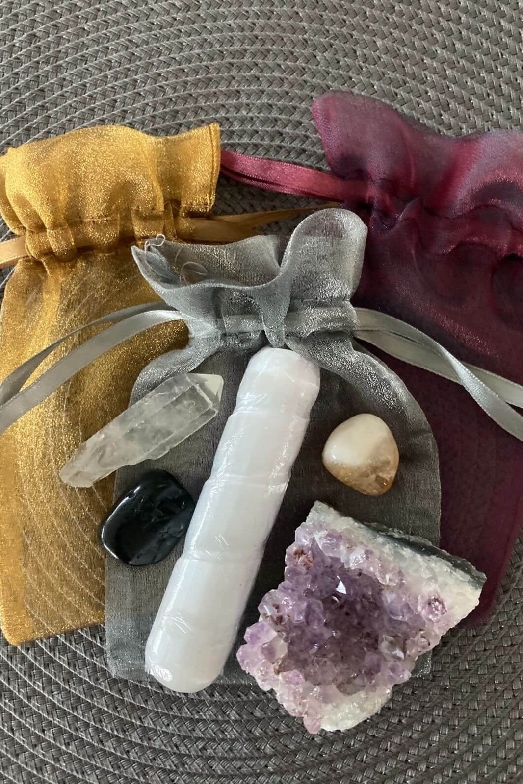 Crystal Healing Kit, Crystals and Stones, Crystal Jewelry, Spiritual