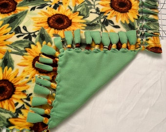 SunFlower Handmade Double Thick Fleece Tie / Throw Blanket