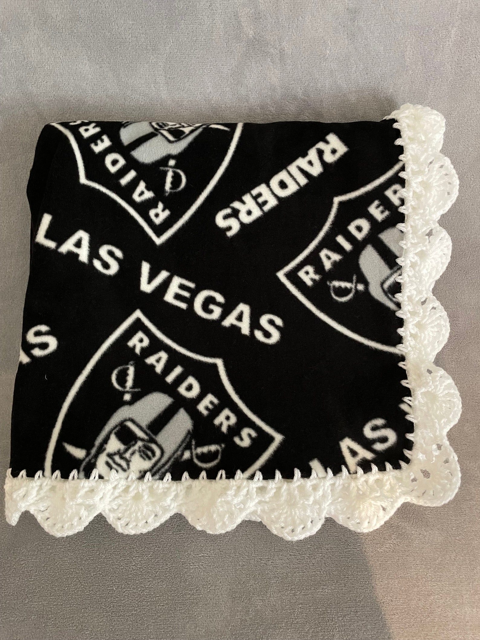 Las Vegas Raiders Fleece Throw Blanket With Crocheted Border Etsy