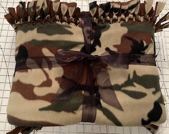 Camouflage Handmade Double Thick Fleece Tie Blanket