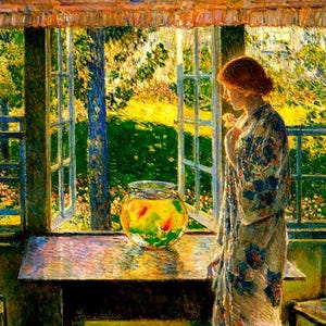 La mujer de la ventana con peces de colores y pecera, pintura impresionista de Childe Hassam, reproducción