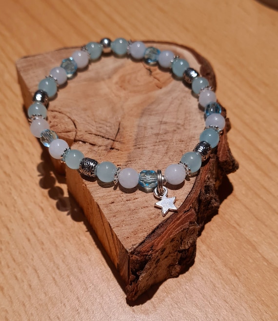 Edles Chakra Perlenarmband Halschakra,  Handmala