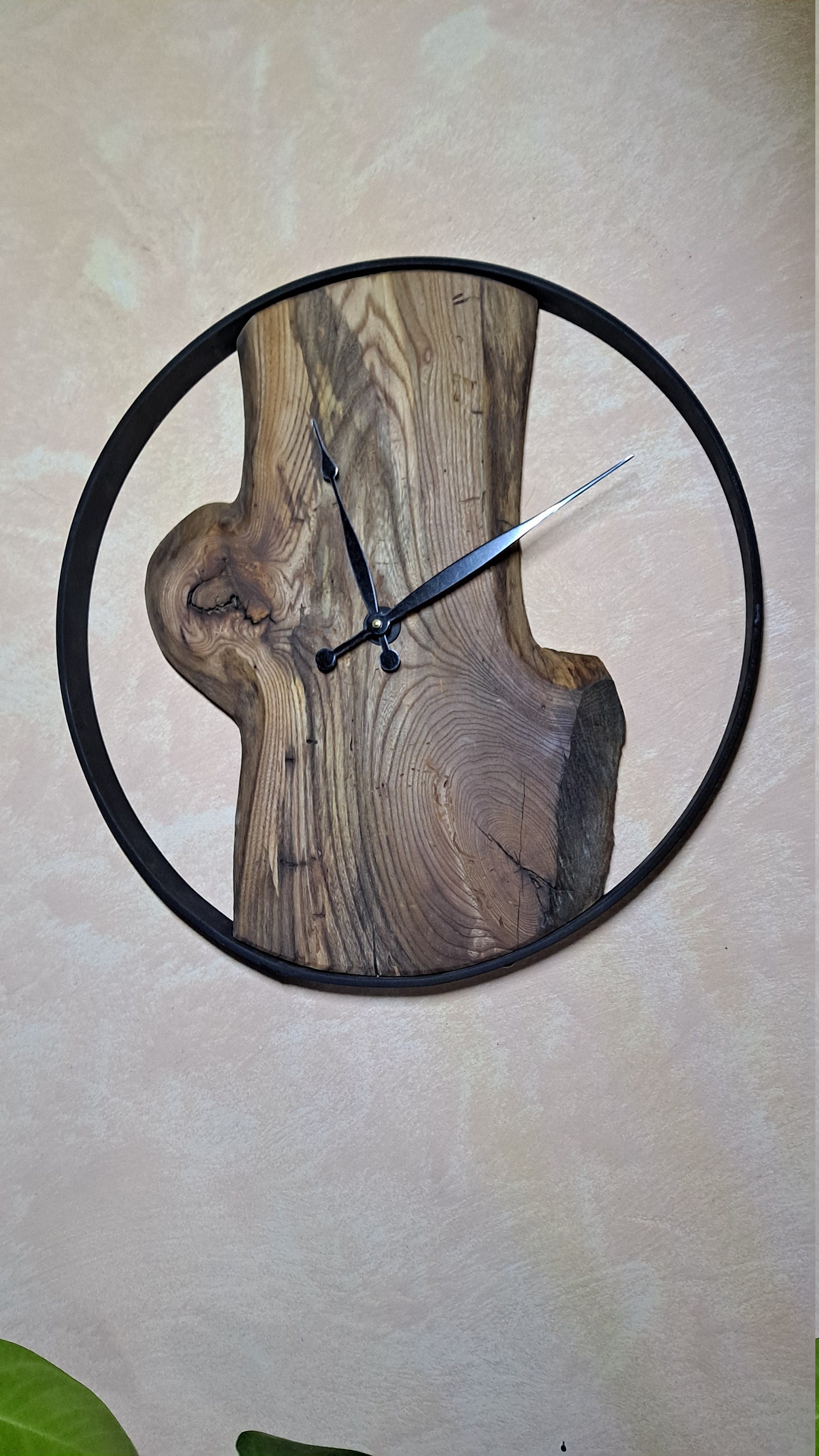 Horloge Murale en Bois Acier