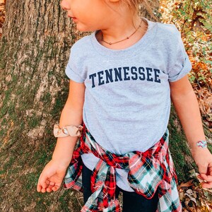 Camiseta ligera para niños pequeños de Tennessee Collegiate