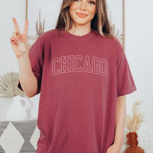 Unisex Chicago Illinois Varsity Comfort Colors T-Shirt