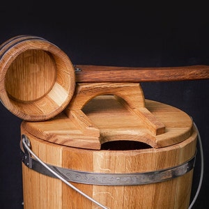 Personalized Sauna Wooden Steamer bucket, Oak bucket With Lid, Sauna Accessories, Sauna Broom Steamer 15L, Bath Bucket with Lid Wooden Ladle