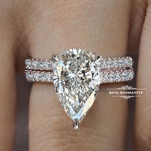 3 CT pear engagement ring set lab diamond ring wedding ring set hidden halo Teardrop ring pear cut lab diamond band anniversary gift