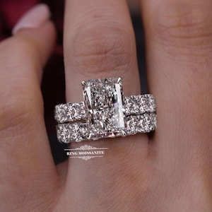 Anillo de compromiso de moissanita radiante de 5 quilates con solitario de halo oculto, anillo nupcial