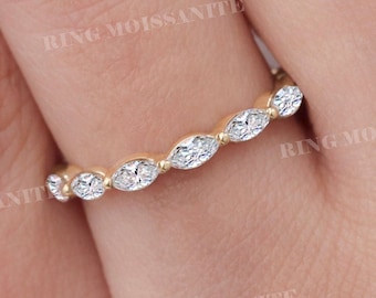 Marquise wedding band•Moissanite band•3/4 eternity ring•18k/14k solid gold•Lab created diamond ring•dainty•stacking ring•marquise band•women