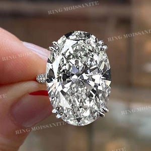 20 CT large Oval moissanite engagement ring,Big solitaire Oval cut moissanite,Unique celebrity style,cocktail chunky,luxury wedding ring