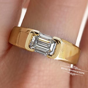 Mens wedding band•emerald cut moissanite ring for men•18k/14k white gold wedding band•unique moissanite band•mens promise ring•gift for him