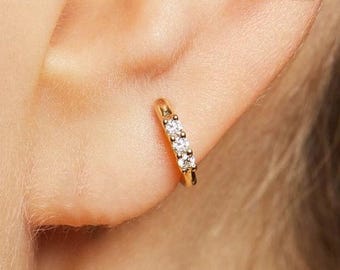 Cartilage hoop•cartilage earring•14k solid gold•huggie hoop earrings•Natural diamond huggies•tiny gold hoops•mini•small hoop earrings•gift