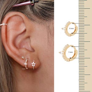 diamond huggie hoop earrings•Helix hoop•helix earring•14k solid gold•Real diamond huggies•cartilage hoop•helix piercing•cartilage earring