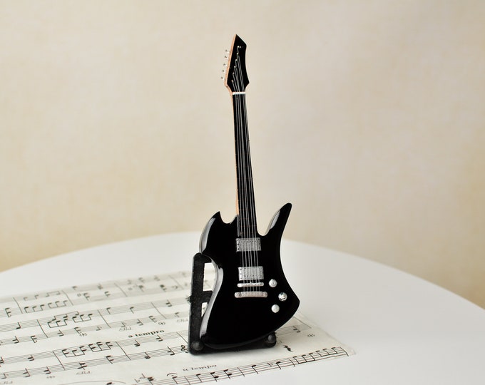 Mini Instruments Electric Miniature Electric Guitar Musical Instrument Wooden Guitar Dollhouse ...