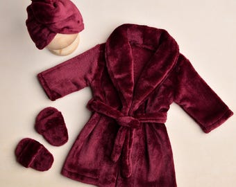 Baby Bathrobe Outfit, Newborn SPA Costume, Burgundy Slippers, Soft Towel-Turban, Boy and Girl Photo Props, Infant Sauna Set, SPA Themed Gift