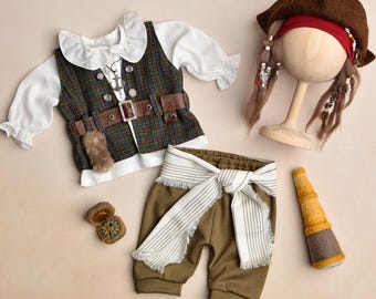 Newborn Pirate Set, Maritime Boy Costume, Baby Captain Hat, Pirate Wig, Felted Compass and Telescope, Nautical Party Outfit, Boy Photo Props
