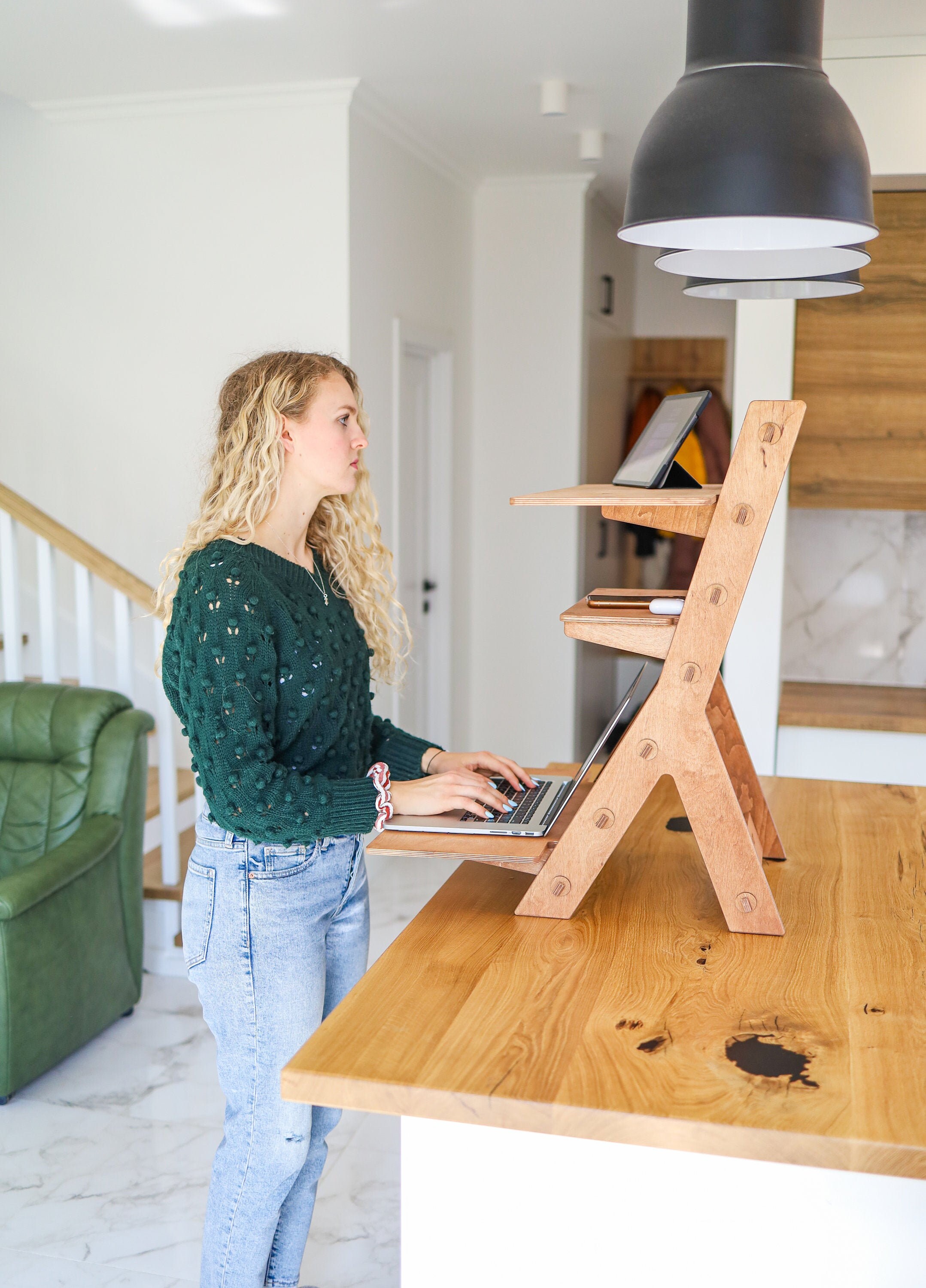 Desk for standing work - Standing laptop stand for desk - Standing de…