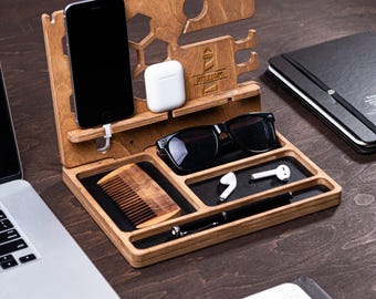Personalized Wood Docking Station – Engraved Phone Charging Organizer