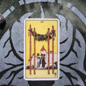 Consejo: una lectura de tarot intuitiva de 1 carta (realizada en 24 horas o menos) (lectura de tarot a ciegas)