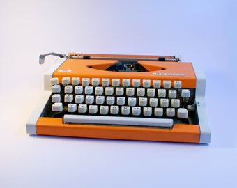 UNIS Tbm de LUXE - Typewriter - vintage- 1980s- WORKING