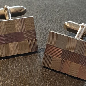 Engine turned rectangular cufflinks