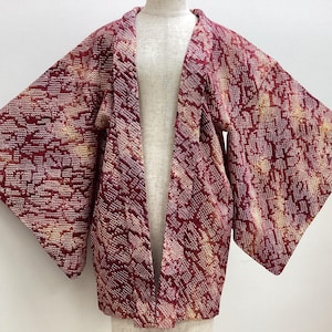 K344 Vintage Silk Kimono Haori Jacket : Purple Yellow Gradation Shibori / Kanoko-dot Geometric