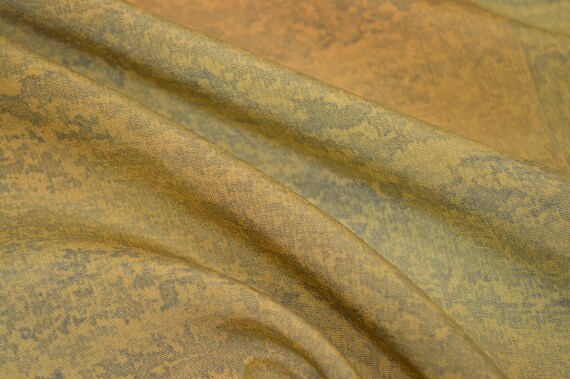 K133 Vintage Silk Kimono Haori Jacket : Wax Batik… - image 3