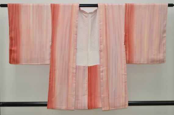 K164 Vintage Silk Kimono Haori Jacket : Lovely Pi… - image 1