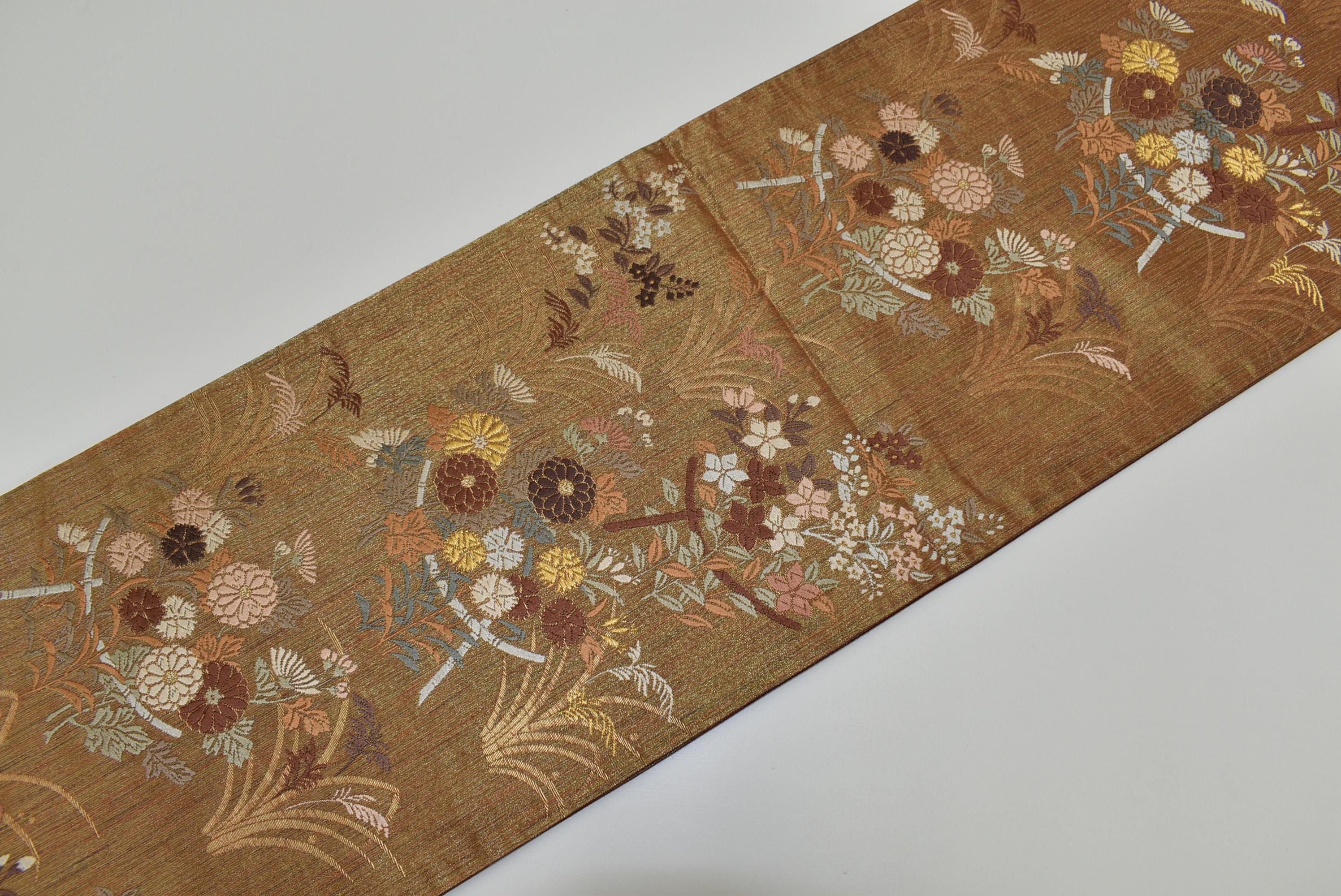 Y126ヴィンテージ シルク 着物帯 袋帯 赤茶 金彩 刺繍 / 秋草 菊