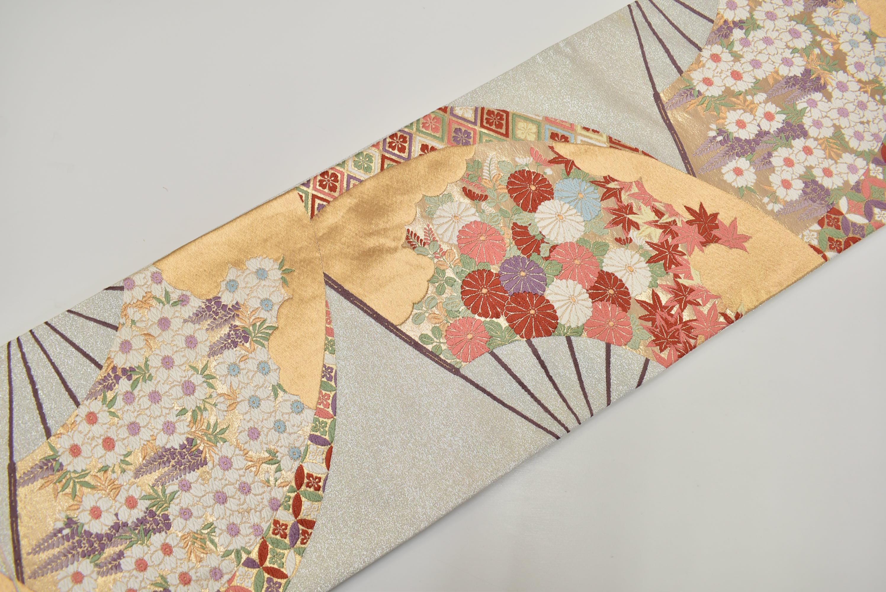 Y181 ヴィンテージ シルク 着物 帯 袋帯 金銀刺繍 / 唐織 雲 四季の花 