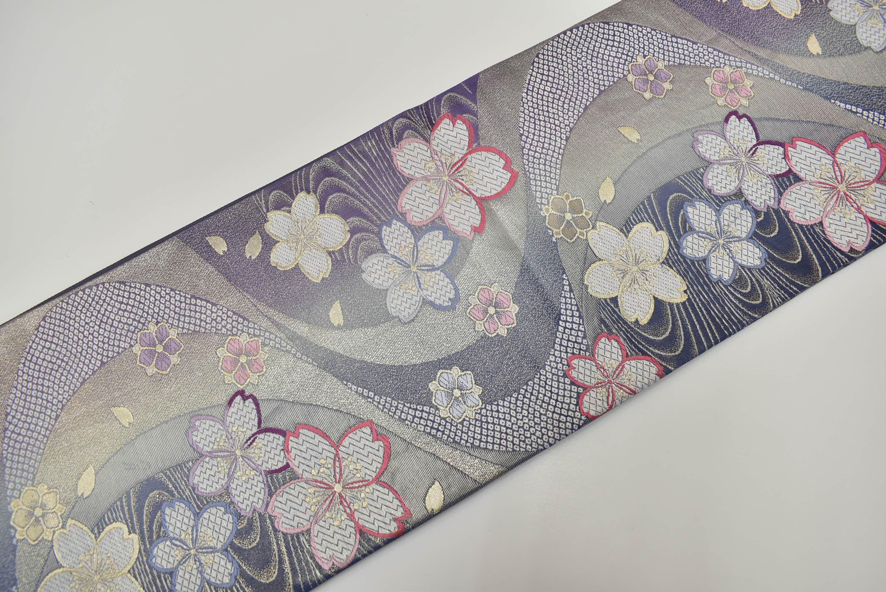 袋帯 唐織 花柄刺繍 袋帯 銀地色 鶴 菊 流水 紋様 Y325 ヴィンテージ 