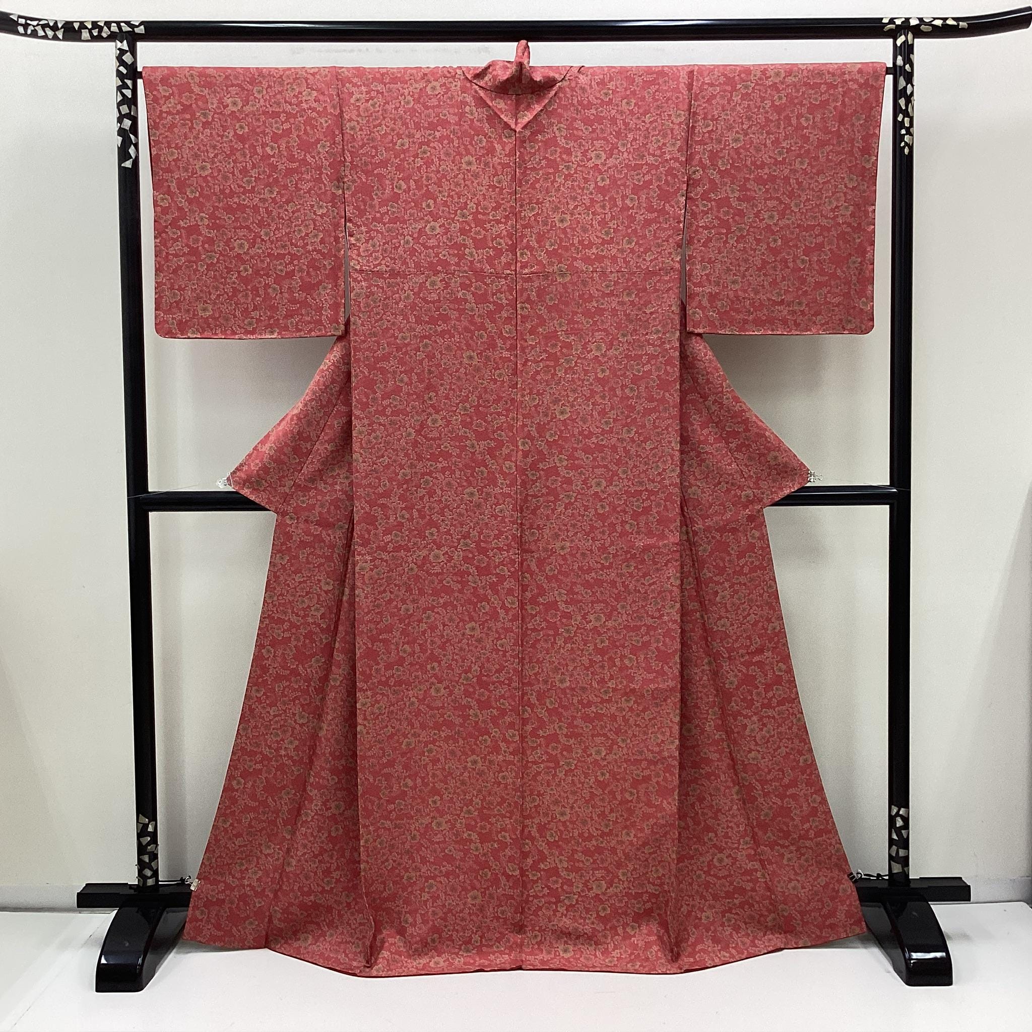 K921 ヴィンテージシルクウェディング着物（小紋）：赤ピンク／桜模様