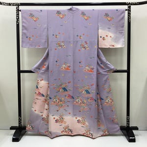 K731 Vintage Silk Wedding Kimono (Tsukesage Komon) : Pink Purple Gradation /Bingata Chirimen Crape Seasonal flowers Mountain by Yuzen Dyeing