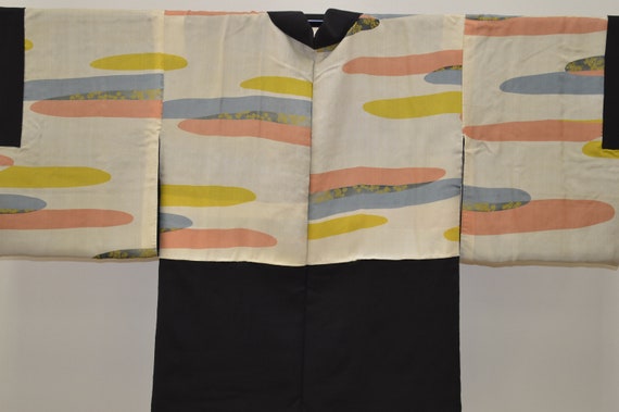 K151 Vintage Silk Kimono Haori Jacket : Black Gol… - image 3
