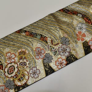 Y77 ヴィンテージ シルク 着物 帯 袋帯 金彩 刺繍 / 唐織 波 桜