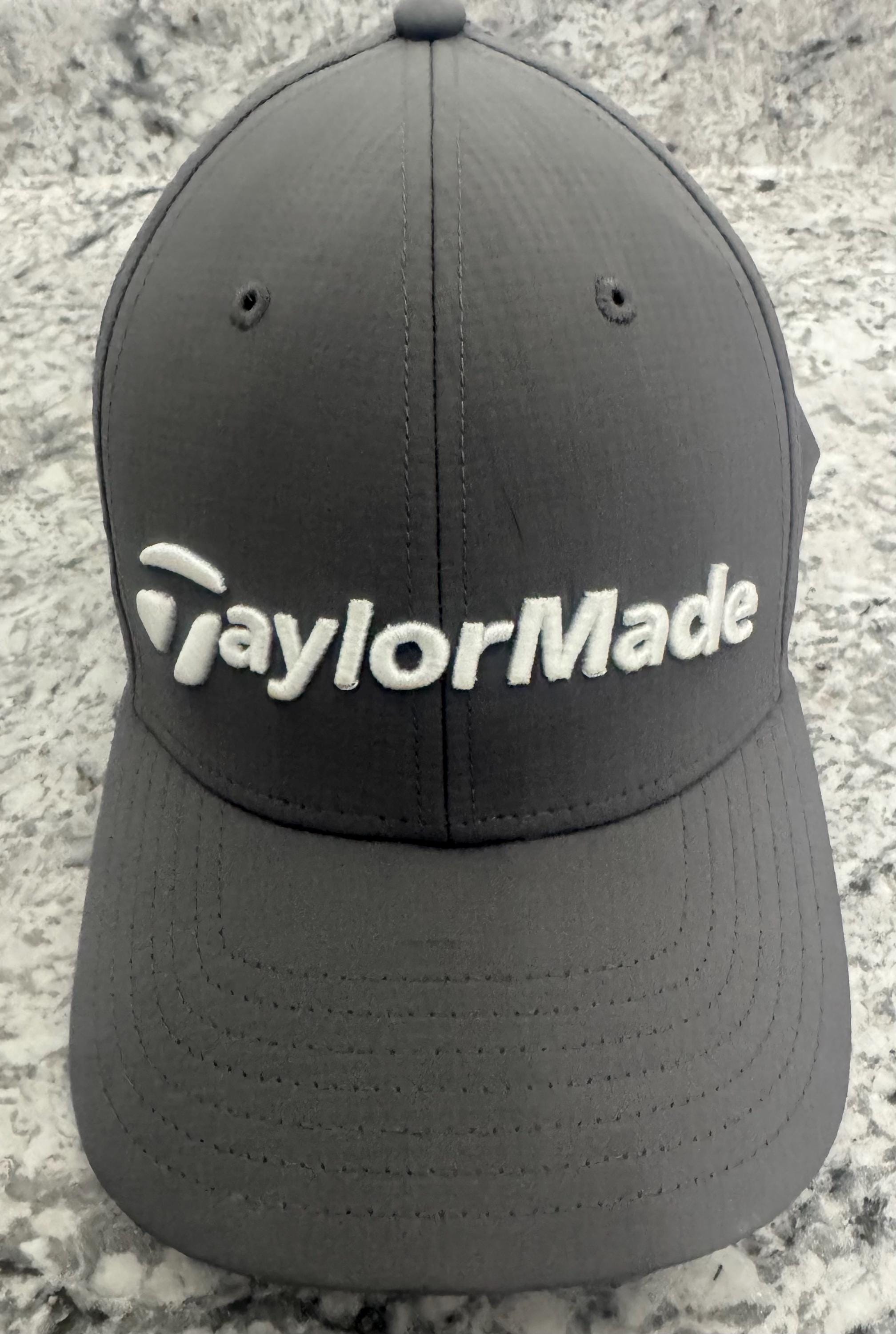 Vintage Taylor Made 90’s cap Vintage 90s Taylor Made Golf Hat Black Nylon Plaid Liner