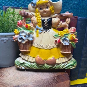 Vintage Universal Statuary - Etsy