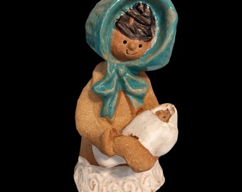 Metlox Pottery Poppy Trail Artware SALLY WITH BABY Poppet Vintage Helen Slatera