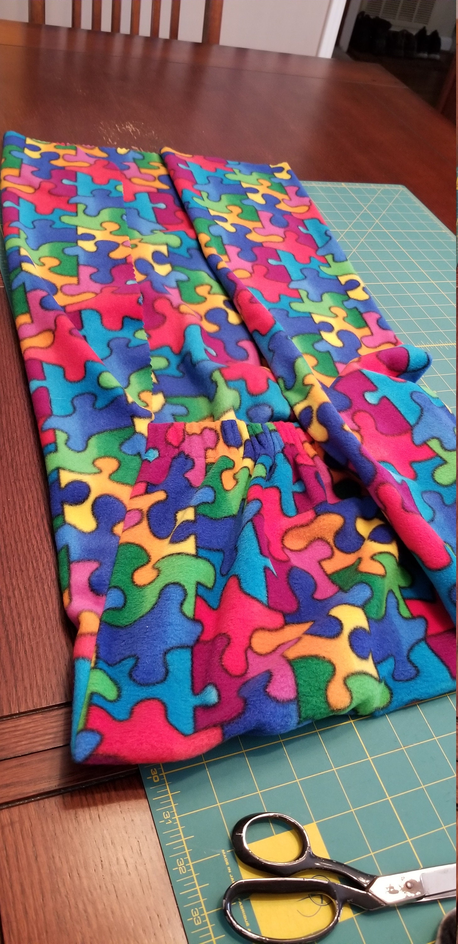 Toddler Fleece Blanket With Foot Warmer Pocket. Length30 With 12 Foot