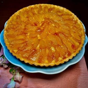 Almond Peach Tart (9 inch)