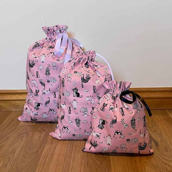 Cats Fabric Gift Bag Cats Fabric Gift Wrap Cats Drawstring Bag Cat Lover Gift Bag Birthday Gift Bag Reusable Gift Bag Cotton Gift Bag