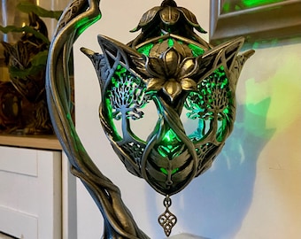 Elven LED Lantern – 3D Printed Fantasy Decor, Silver Finish, Table Mounted (Green LED)