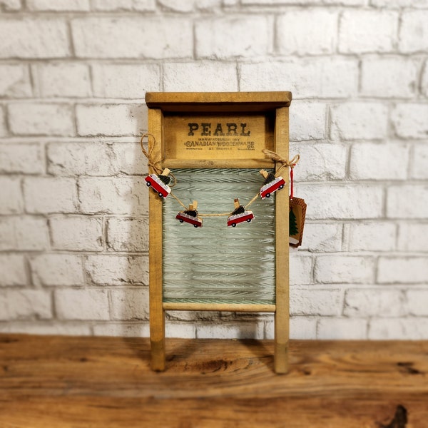 Small antique/vintage "Pearl" wood and glass washboard, Canadian Woodenware Co.