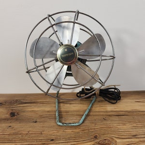 Vintage 1950s Torcan 5-Blade Desk Fan – Model 886P – Roter Electric Co – Retro Metal Fan – Industrial Decor – Mid-Century Electric Fan