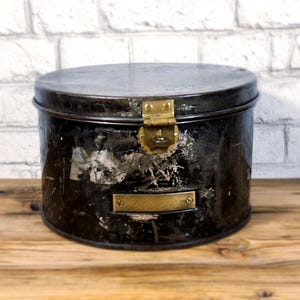 Antique WWI Canadian Navy Hat Box Number 23829 Military Storage Tin Naval Memorabilia